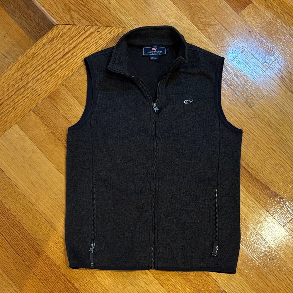 Men's Black Sleeveless Vest